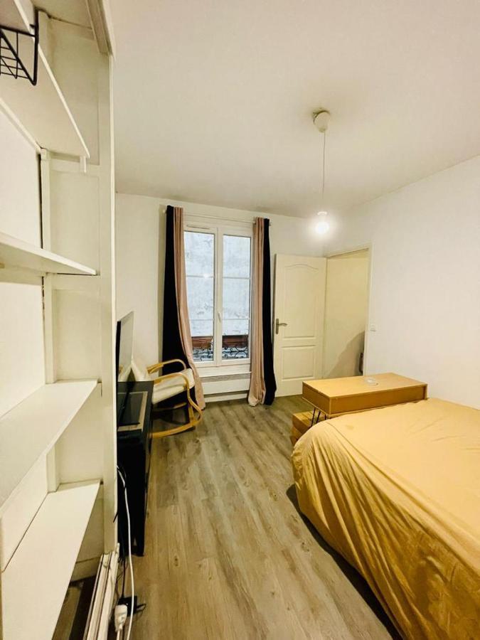 Appartement En Plein Coeur Du 10Eme Et Proche De Plusieurs Gares Paris Luaran gambar
